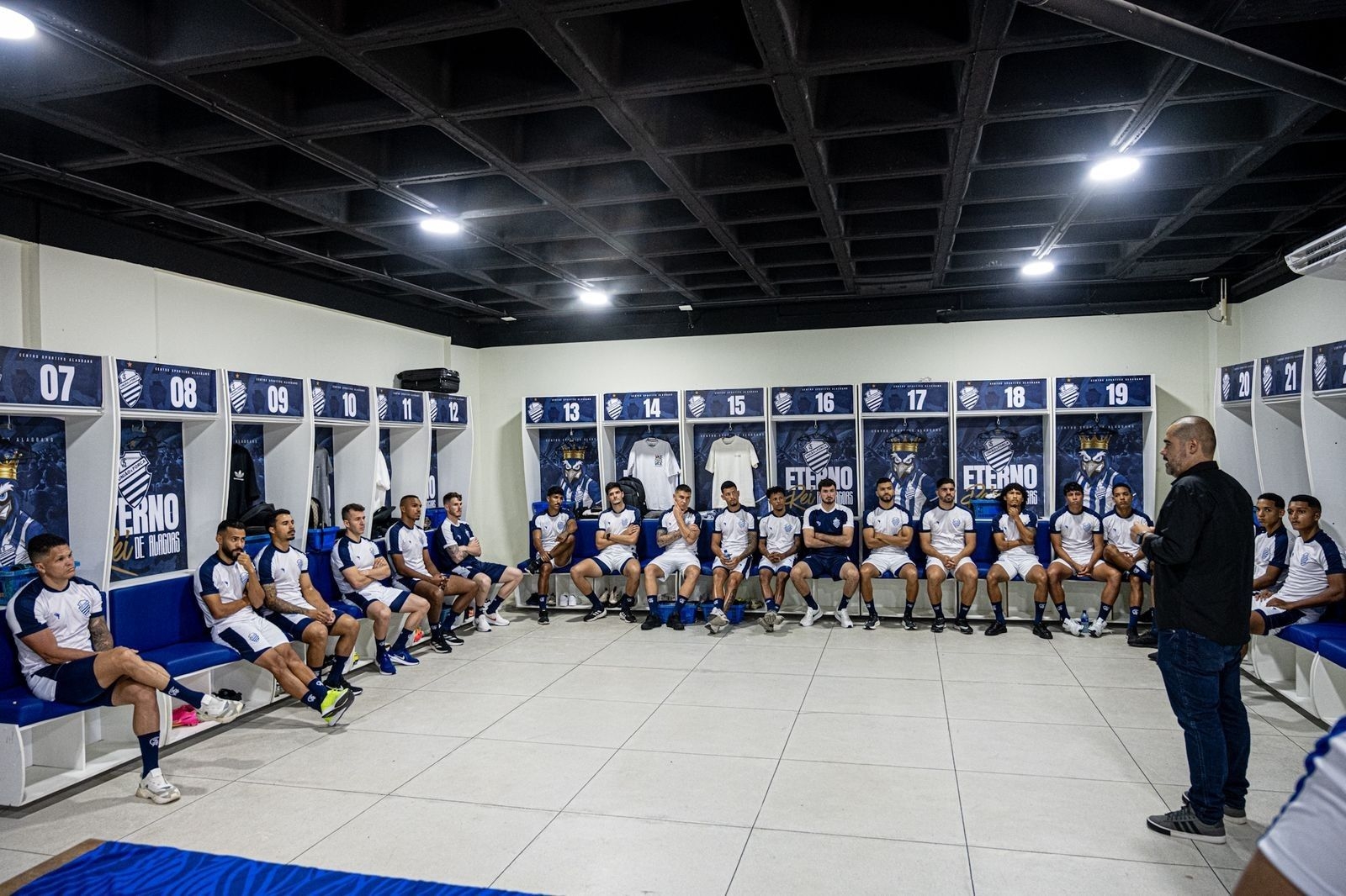 CSA inicia pré-temporada com 24 jogadores selecionados