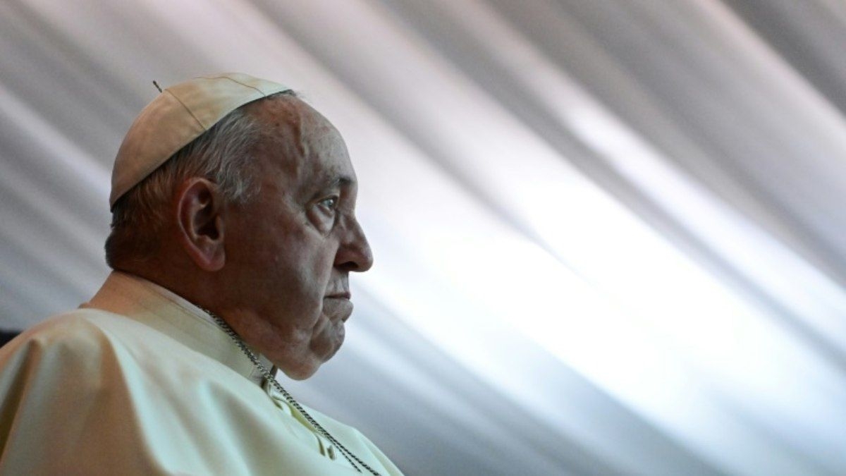 Oposição ao papa Francisco dentro da Igreja Católica