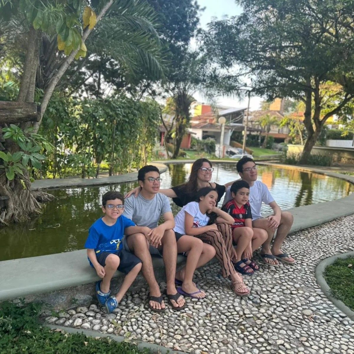 Mãe cria rede de apoio para famílias autistas em Alagoas