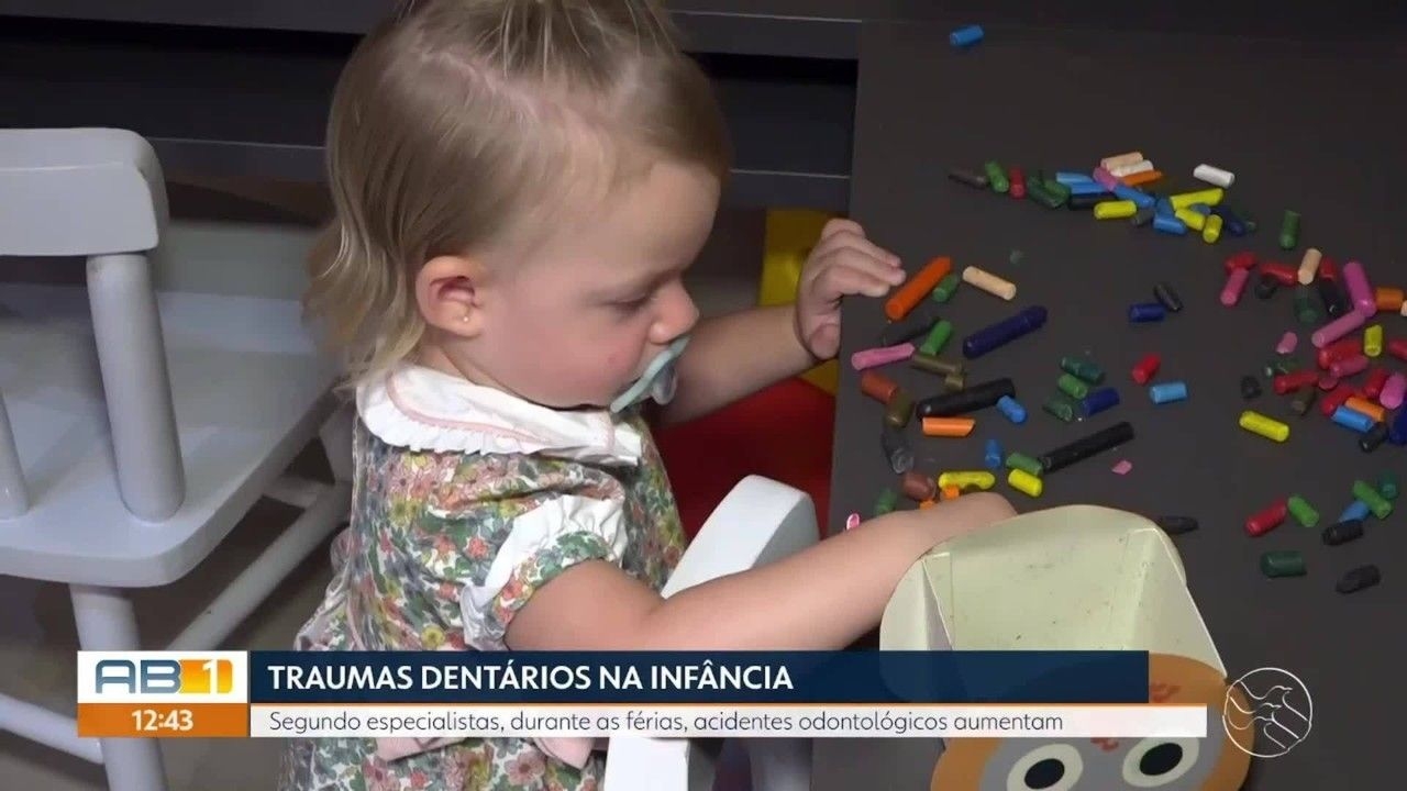 Quedas e brincadeiras afetam dentes de crianças