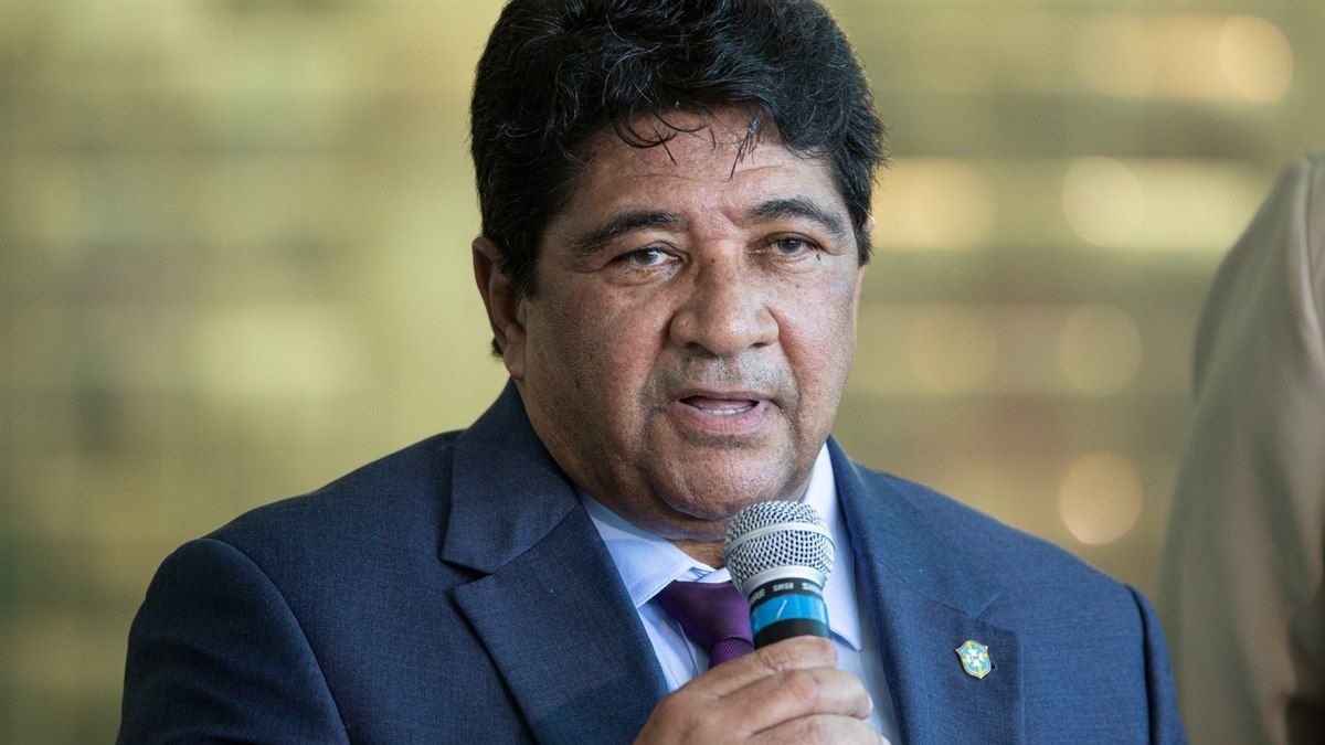 Uso político da camisa da Seleção Brasileira gera polêmica