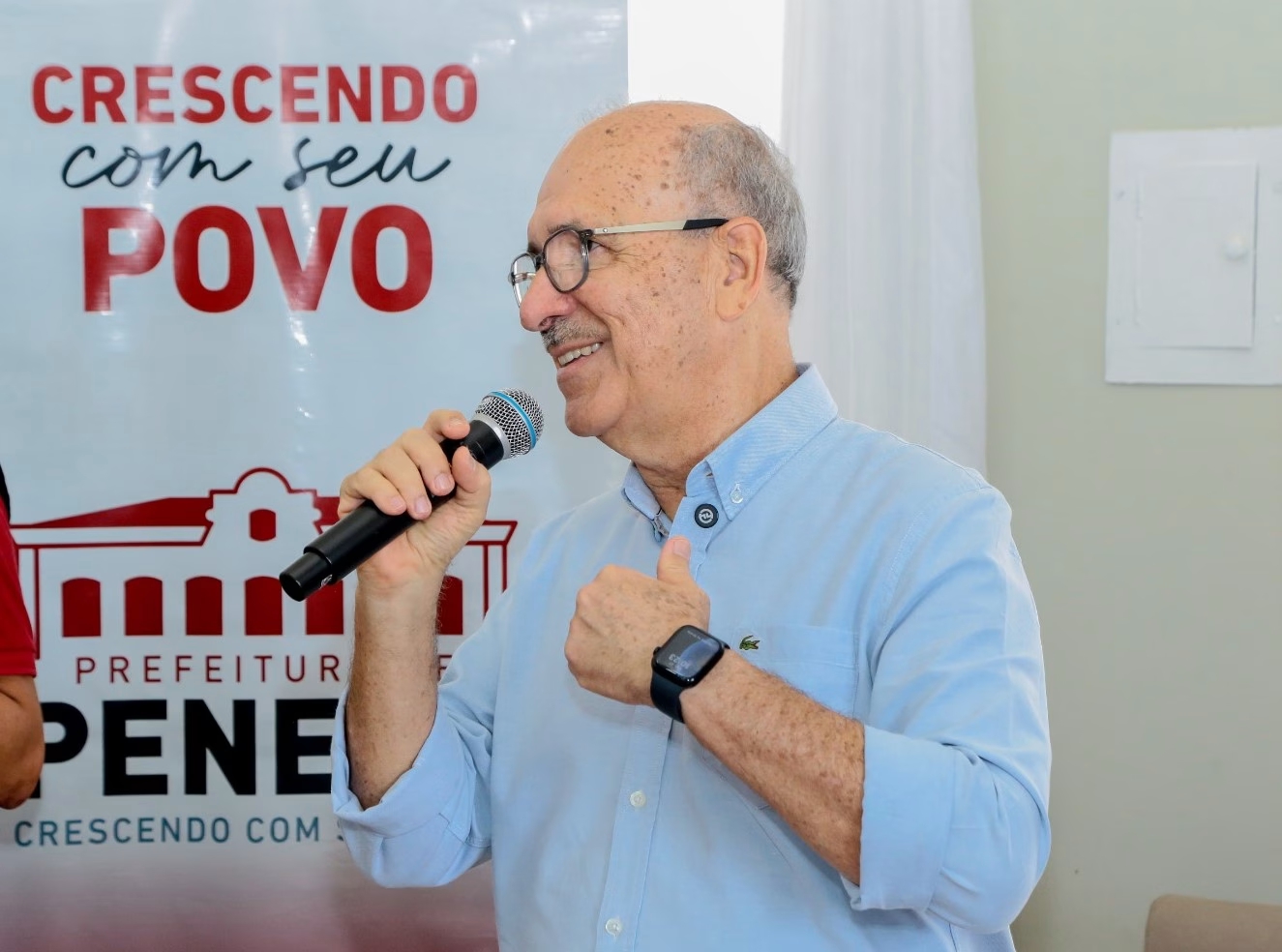 Prefeito Ronaldo Lopes anuncia nova creche para Penedo