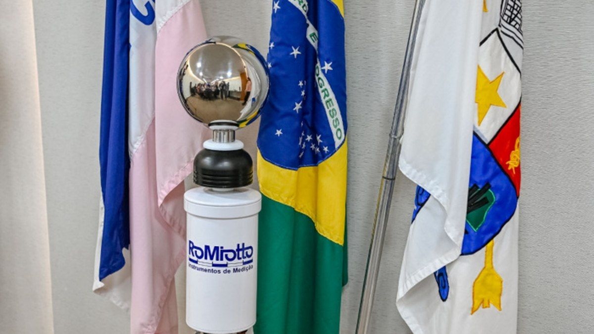 Centro de monitoramento de raios em Vitória traz segurança