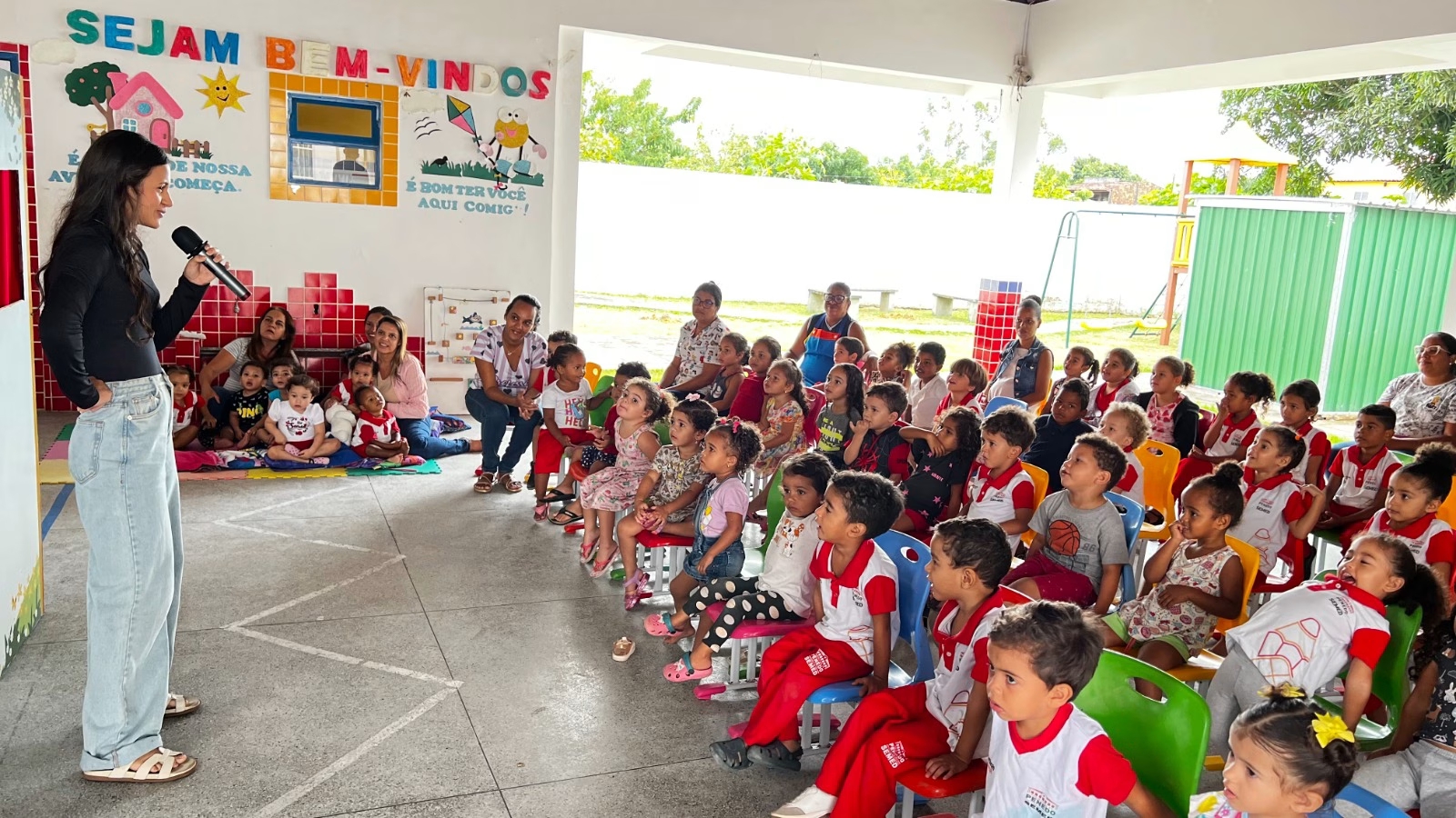 Projeto Semeando o Amanhã ensina crianças sobre meio ambiente