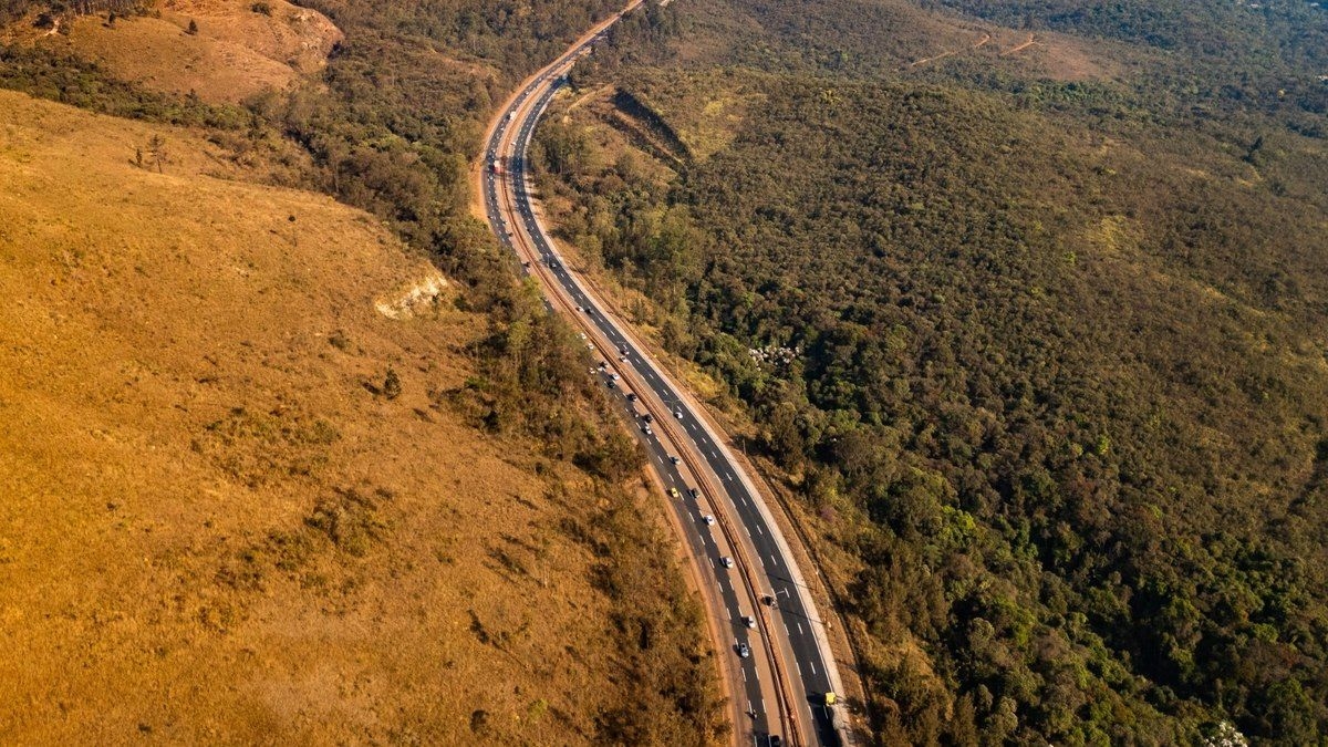 Concessionária da BR-040 comemora aumento no pedágio