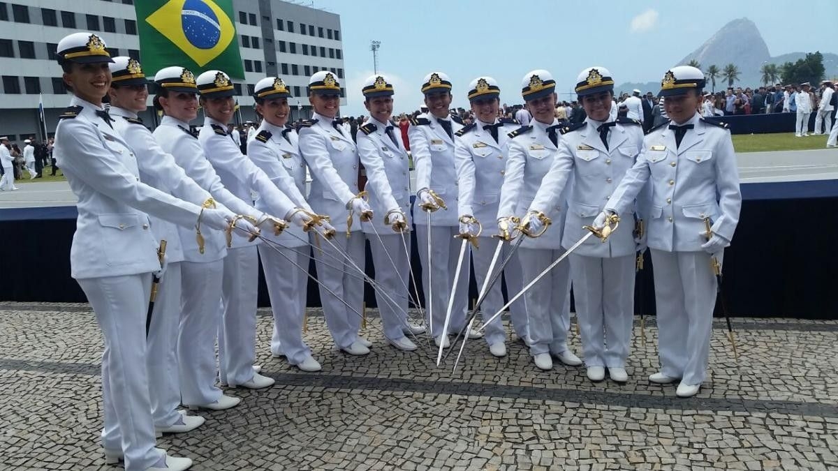 Escola Naval prorroga inscrições para concurso de aspirantes