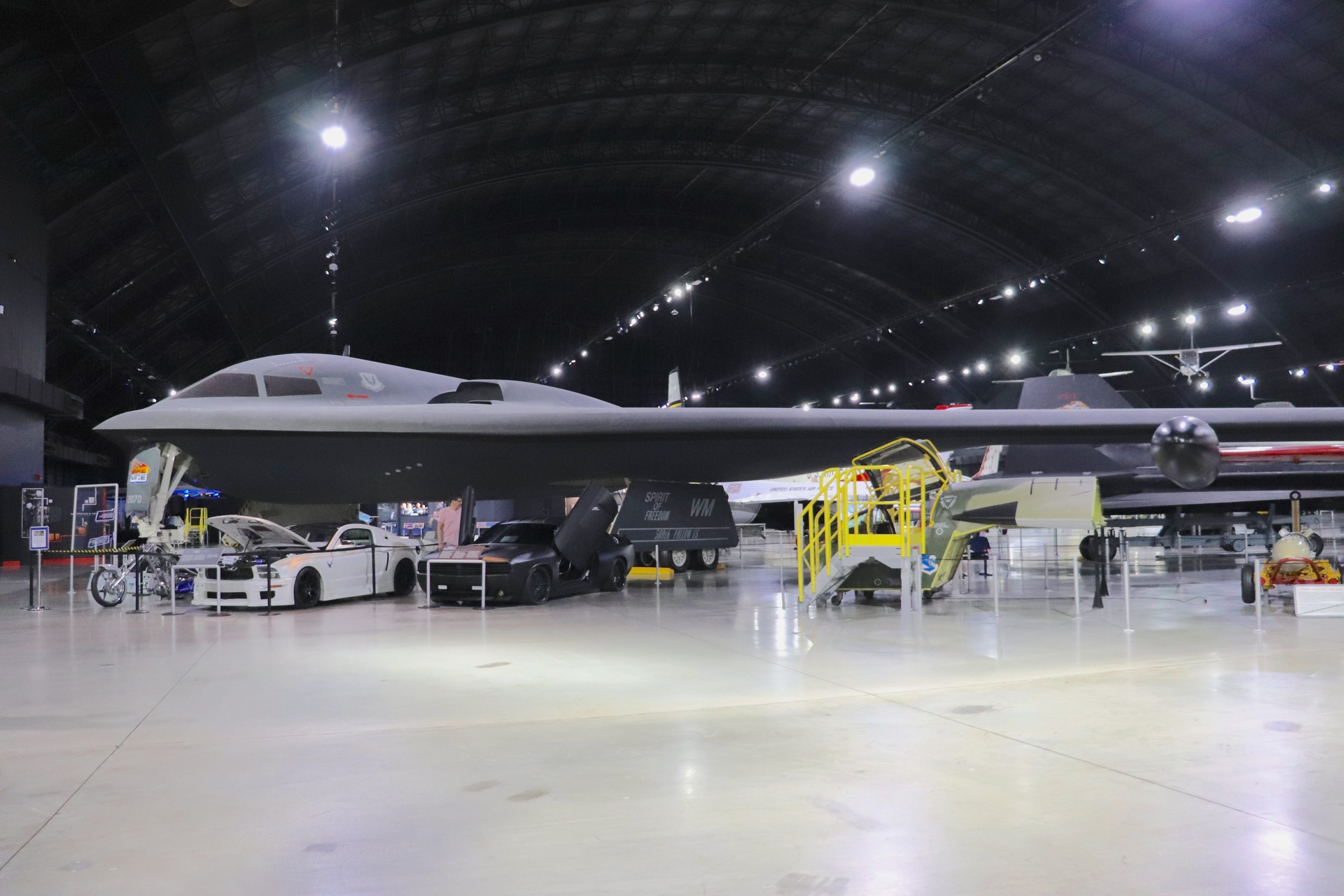 B-2 Stealth Bomber e Sua Impressão Militar Inovadora