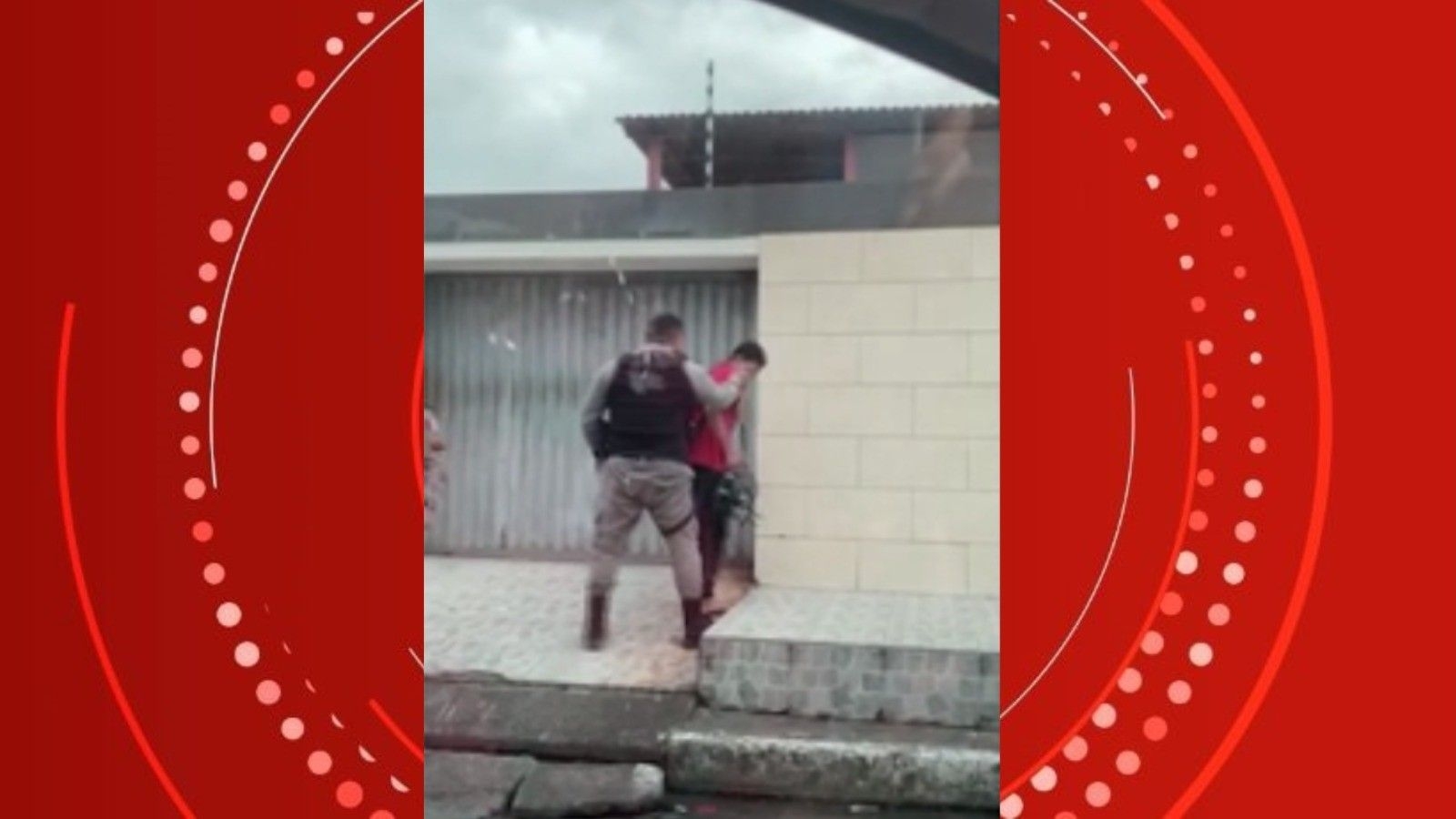 Policial agride motoboy durante abordagem em Maceió