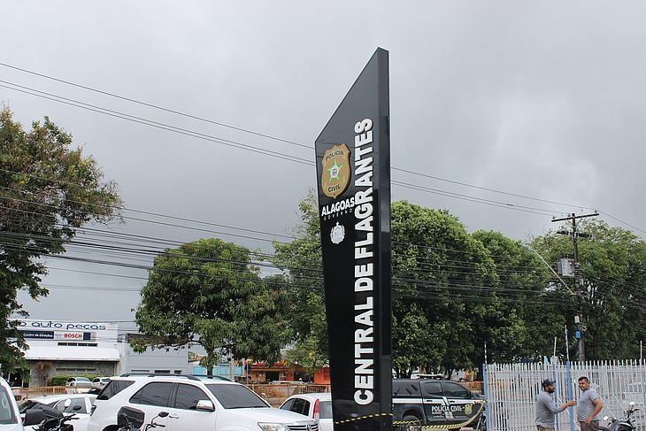 Suspeito de bater na esposa é preso e alega que fugiu após ser ameaçado de morte