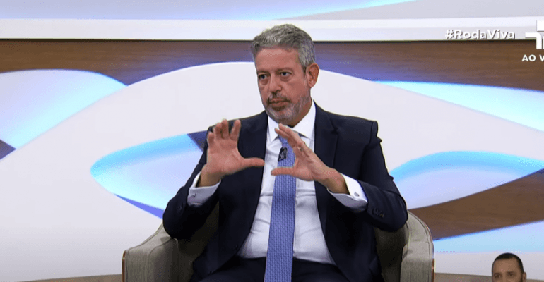 Pendência da PEC da Anistia para eleição municipal de 2024 cria impasse para Arthur Lira