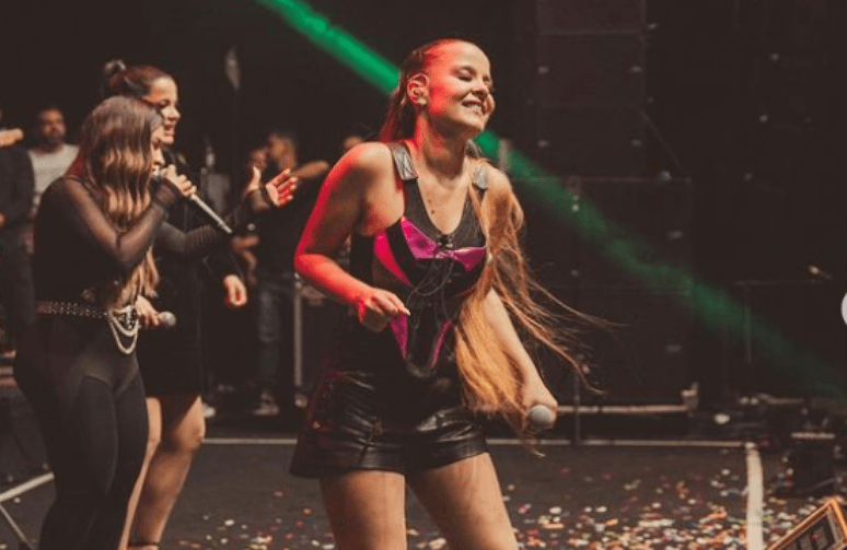 Fãs reclamam de postura de Maiara durante show em Florianópolis: 'Decepcionante'