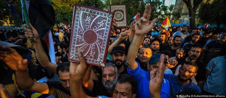 Dinamarca aprova projeto de lei que proíbe queima do Alcorão