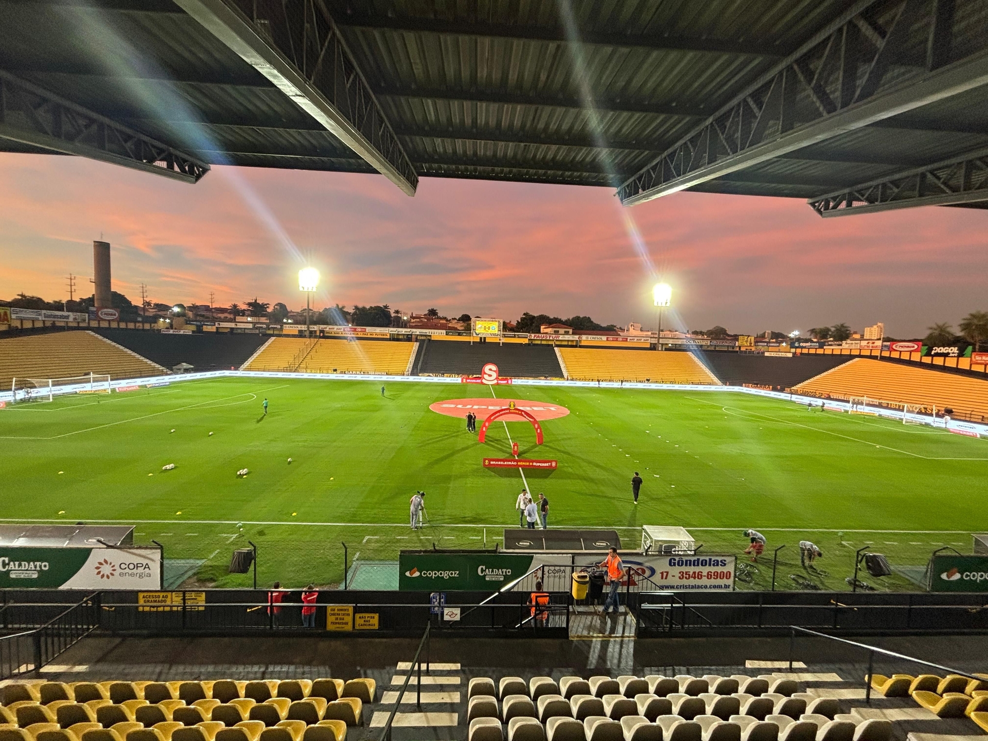 Ferroviária e CRB se enfrentam pela Série B