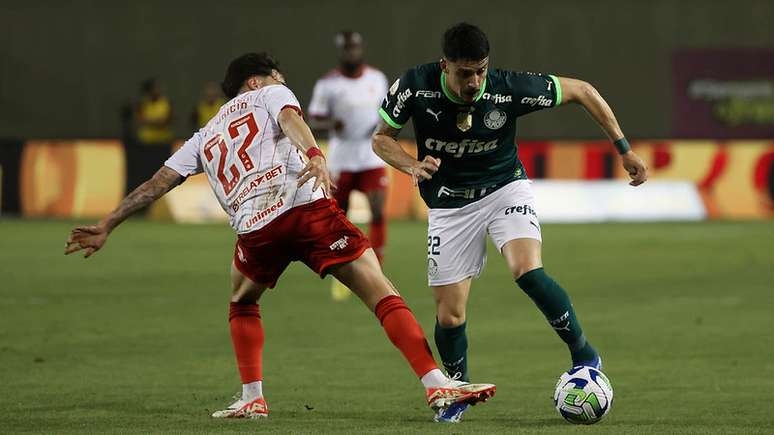 Luan, do Palmeiras, tem lesão constatada; Piquerez sofre edema