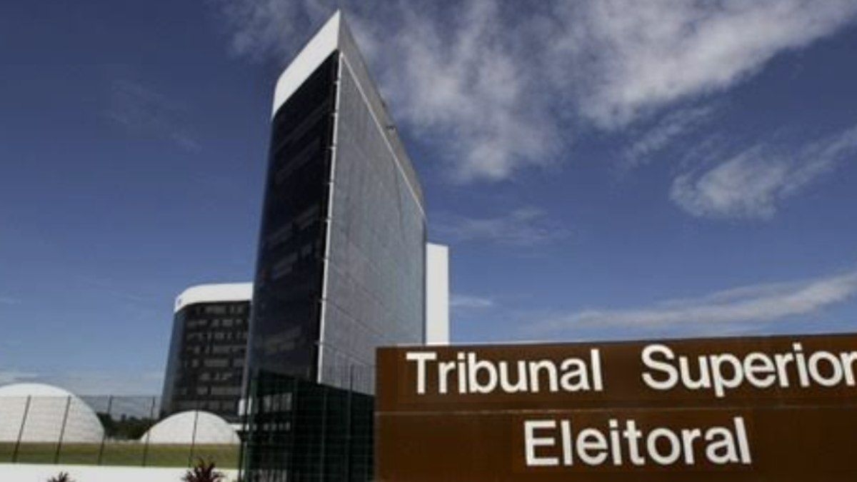 Cláudio Castro pode ter seu mandato cassado pelo TSE