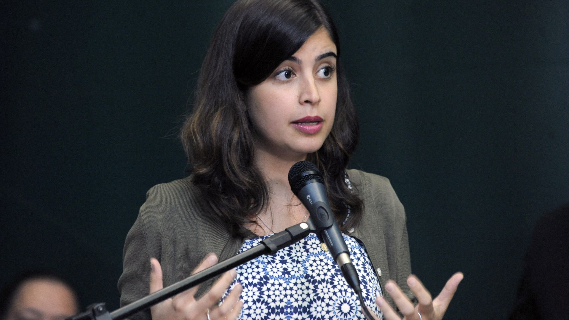 Tabata Amaral sofre tentativa de assalto em São Paulo; vídeo