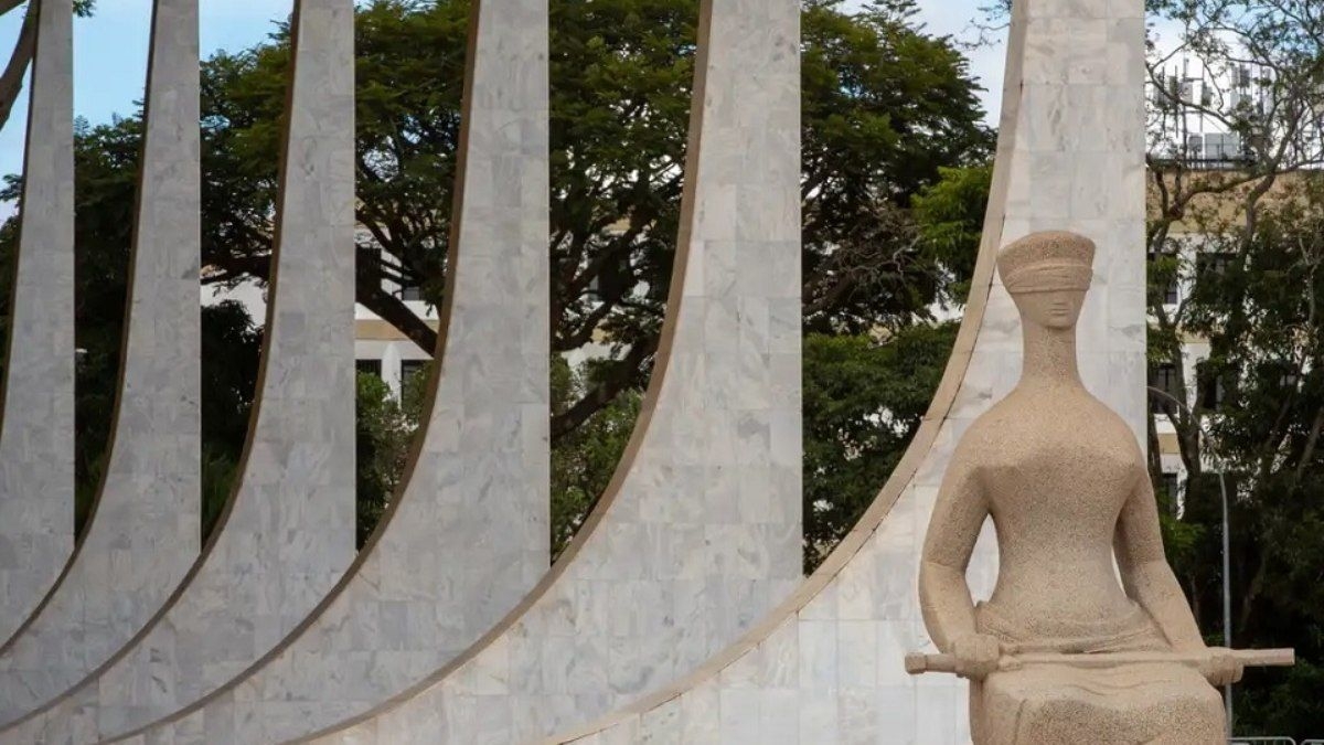 PSDB e partidos buscam no STF suspender aumento do IOF