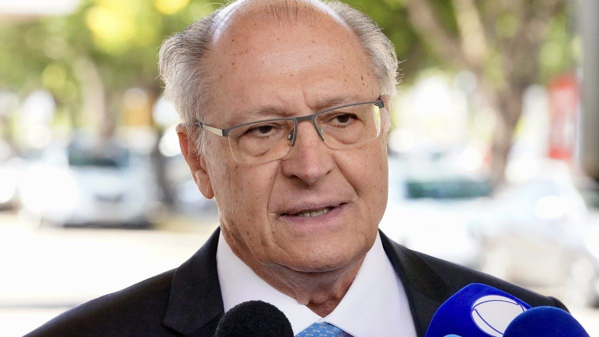 Alckmin elogia diálogo positivo entre Lula e Trump