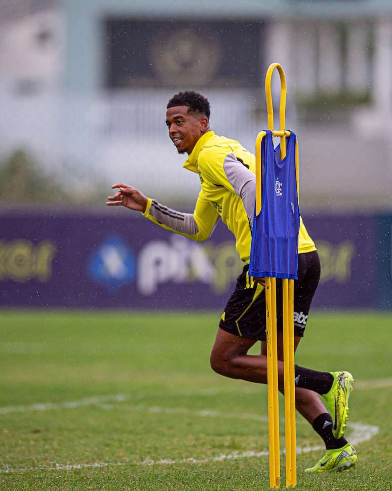 Flamengo recebe o Madureira na Paraíba
