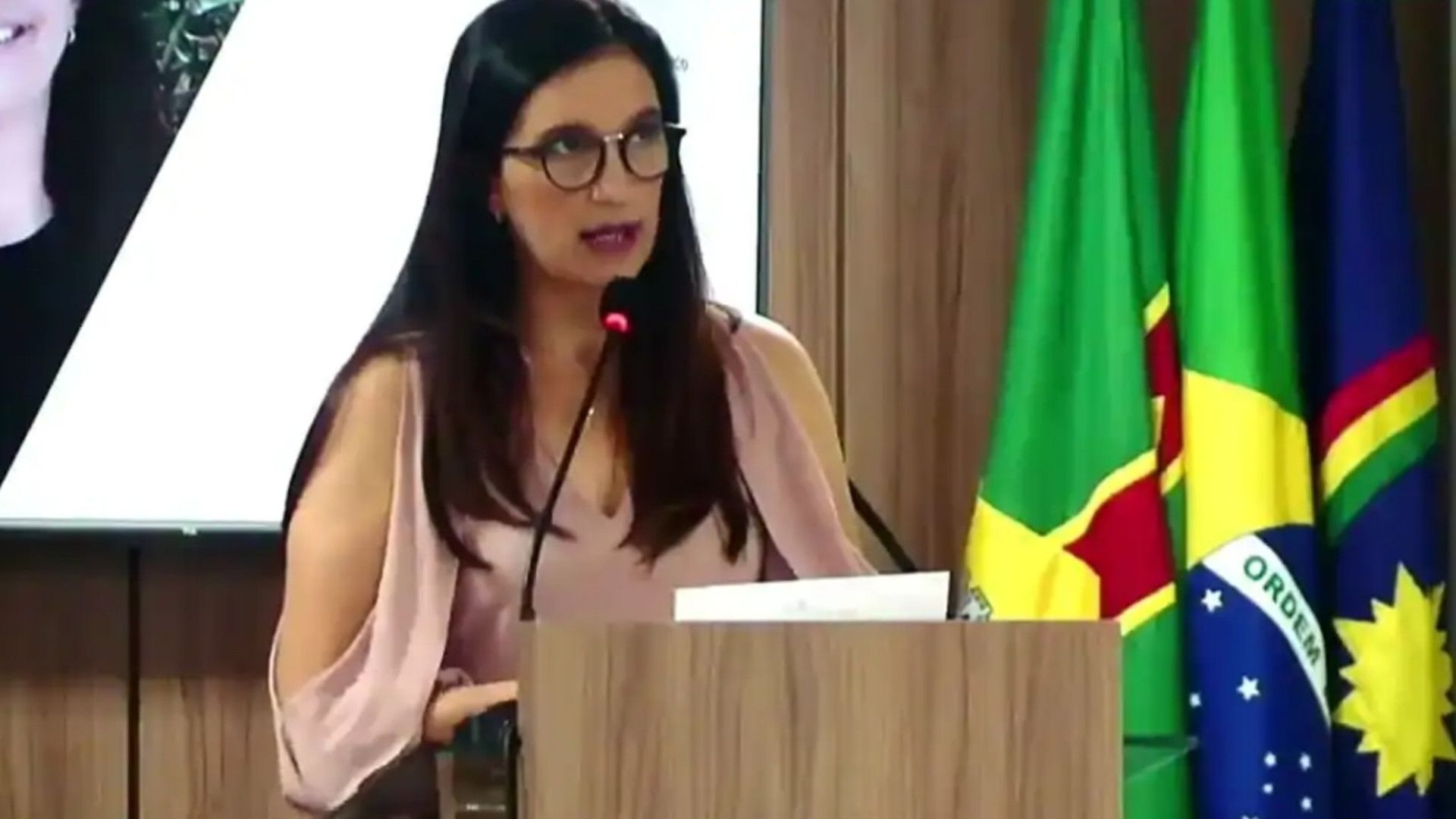 Vereadora diz que mulher foi 'castigada por Deus' por ter filho com deficiência