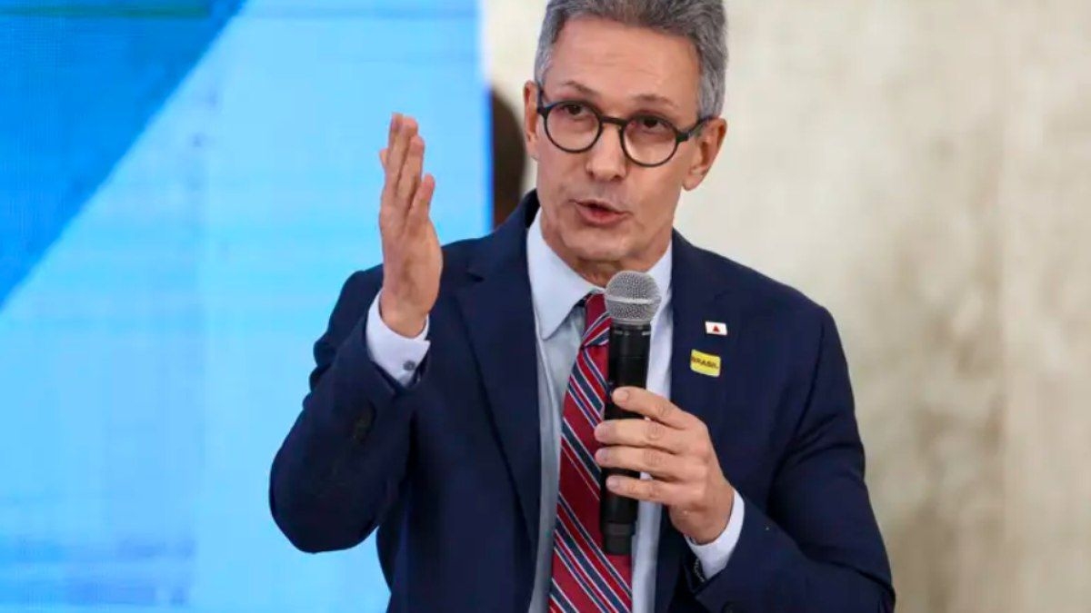 Zema critica Eduardo Bolsonaro e Trump por tarifas