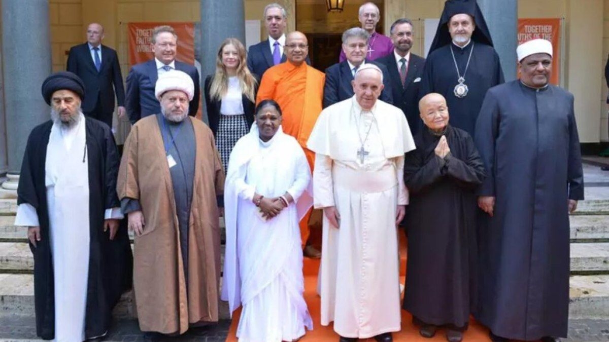 Seis religiões com mais seguidores e suas características