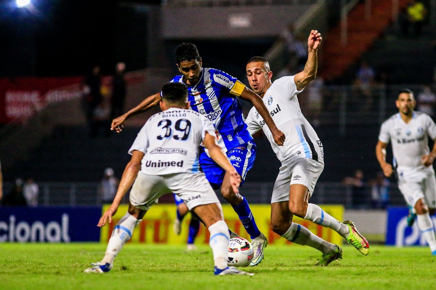 Confronto histórico entre CSA e Grêmio na Copa do Brasil
