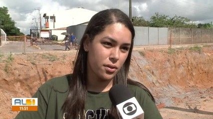 Esmeraldas e R$ 1 milhão apreendidos em investigação