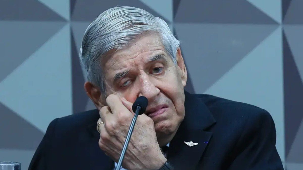 Moraes exige perícia para confirmar demência de Augusto Heleno