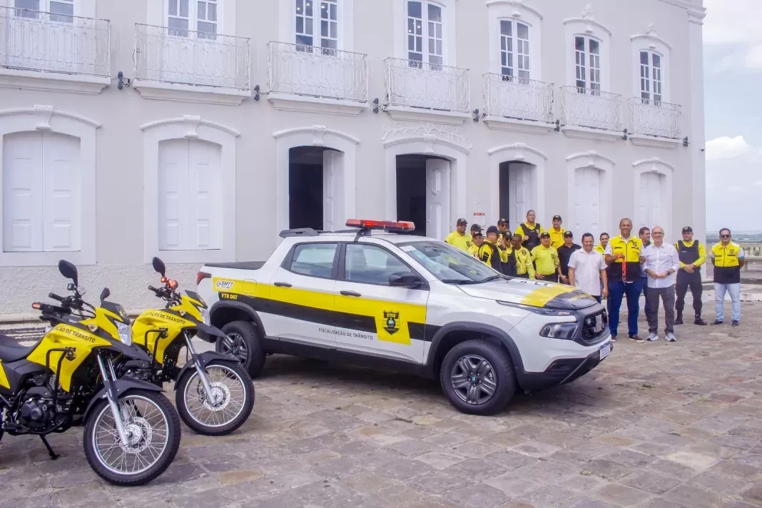 Prefeito Ronaldo Lopes amplia frota da SMTT e investe em mais segurança no trânsito de Penedo
