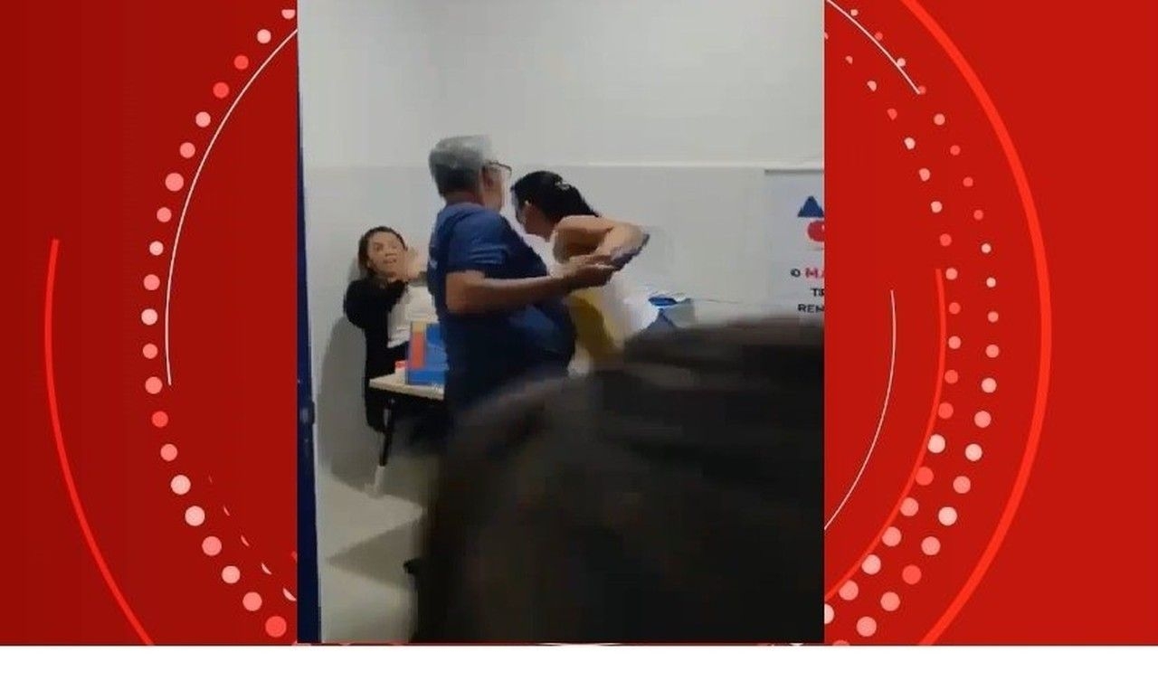 Mulher agride servidores após bloqueio do Bolsa Família