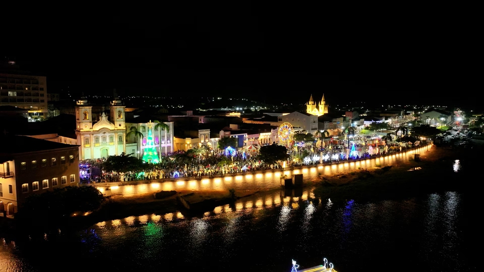 Penedo Luz 2025 oferece Barco de Natal e atrações