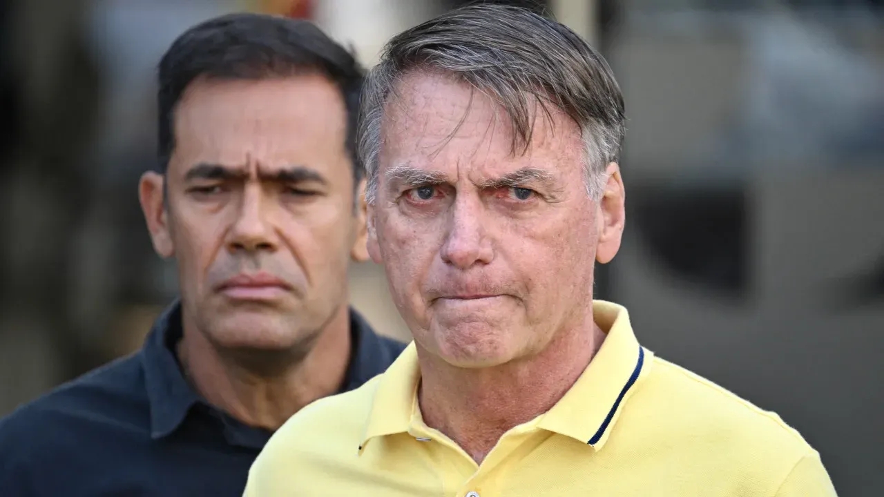 STF abre prazos para novos recursos da defesa de Bolsonaro