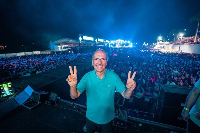 Prefeito Ronaldo Lopes anuncia atrações musicais do Bom Jesus dos Navegantes 2024