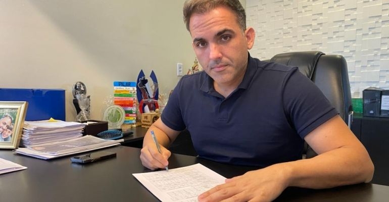 Prefeito propõe redução do IPVA para atrair empresas e gerar mais empregos