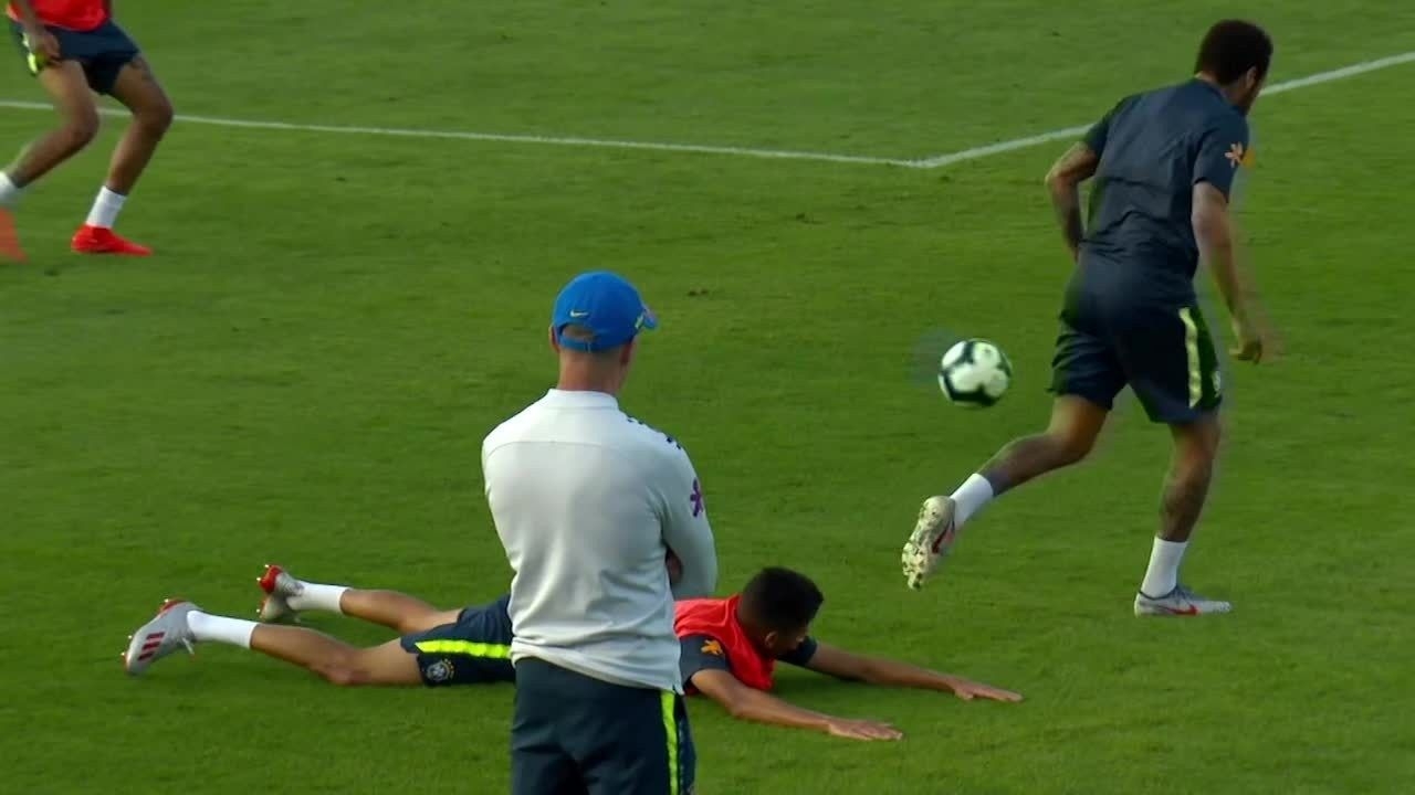 Weverton brilha como lateral do CRB no futebol brasileiro