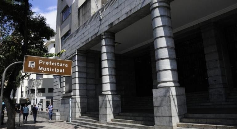 Concurso da Prefeitura de BH oferece 112 vagas para professores