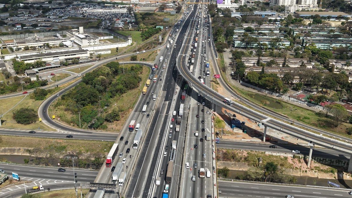 Fechamento do Acesso da Via Dutra ao Aeroporto de Guarulhos