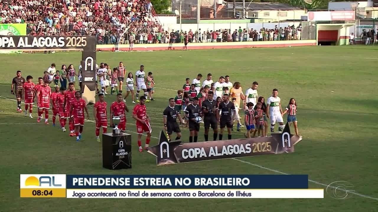 Jaelson celebra estreia do Penedense na Série D