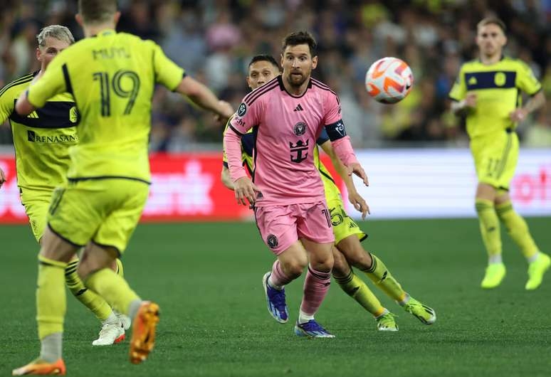 Messi e Suárez marcam, e Inter Miami empata com Nashville pela Liga dos Campeões da Concacaf
