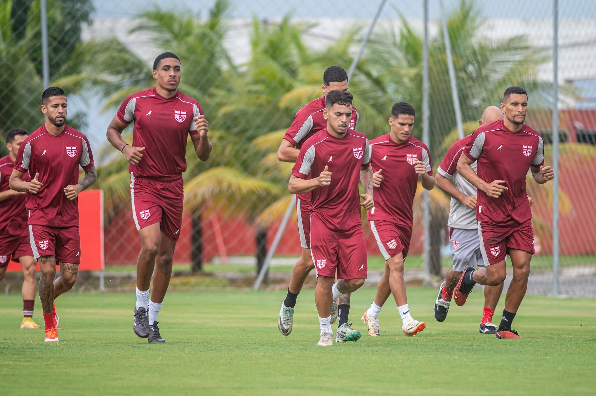 CRB busca vitória para subir na tabela do Brasileiro