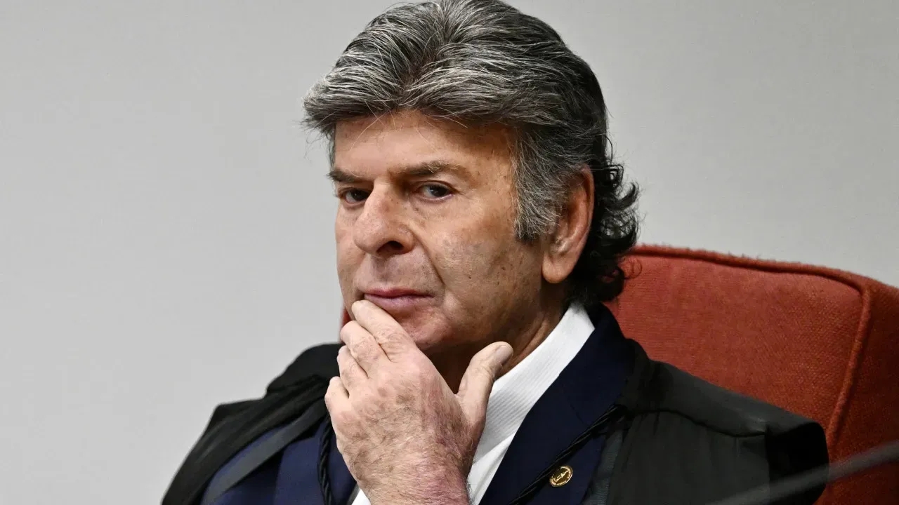 Mudança de Fux para Segunda Turma do STF é autorizada