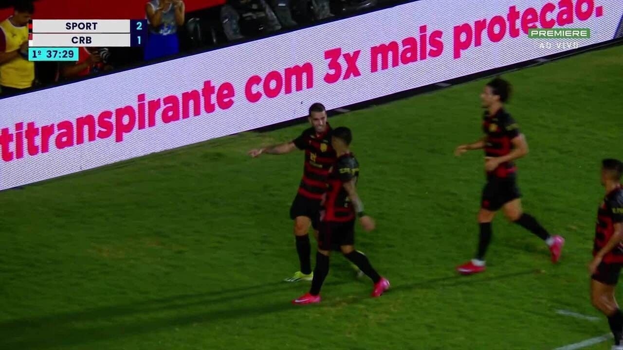 Louzer explica mudanças na escalação do CRB contra o Sport