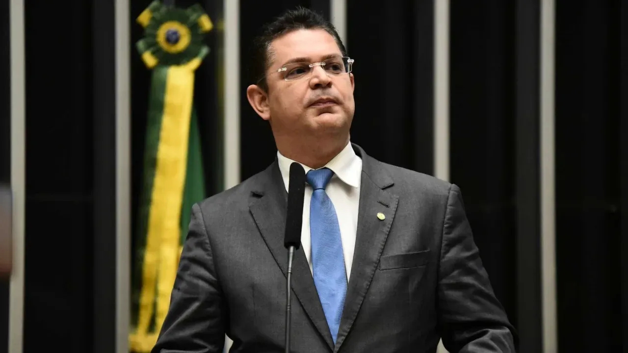 Sóstenes Cavalcante critica Moraes em nova polêmica política