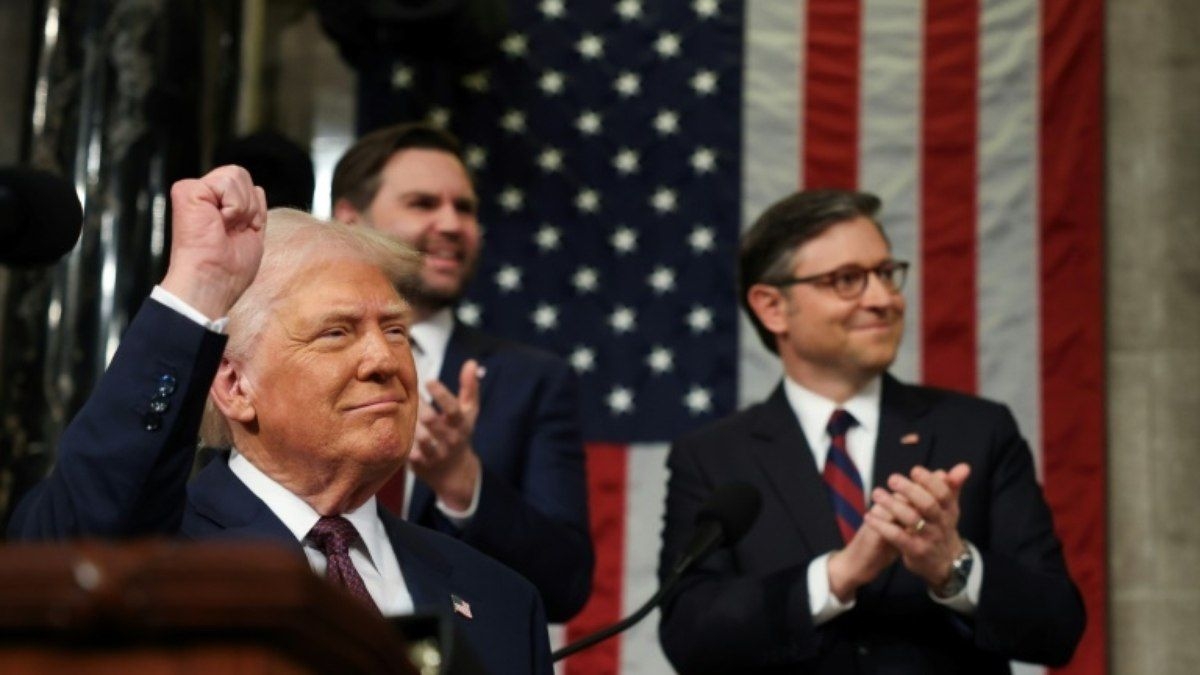 Republicanos ameaçam atrasar orçamento de Trump