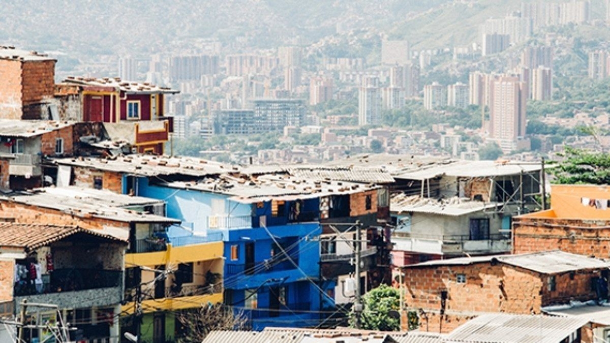 Curso gratuito sobre urbanização e participação popular