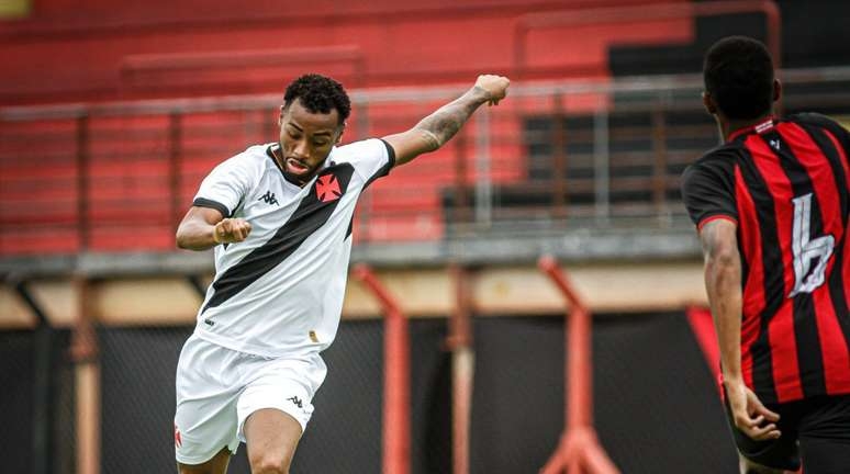 De virada, Vitória goleia o Vasco e avança de fase na Copinha