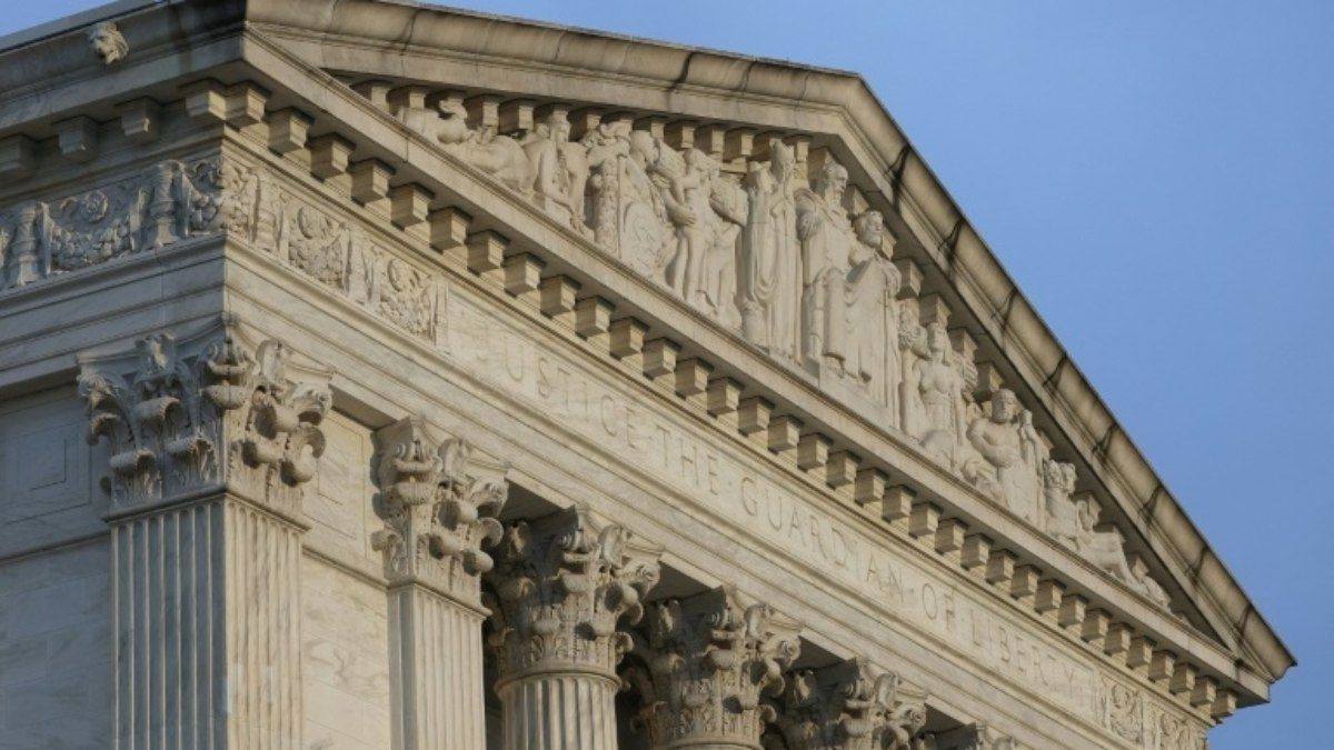 Supremo dos EUA suspende reincorporação de demitidos federais