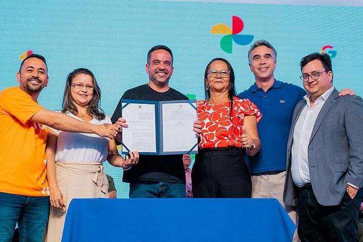 Paulo Dantas assina decreto que isenta ICMS sobre o diesel de embarcações pesqueiras