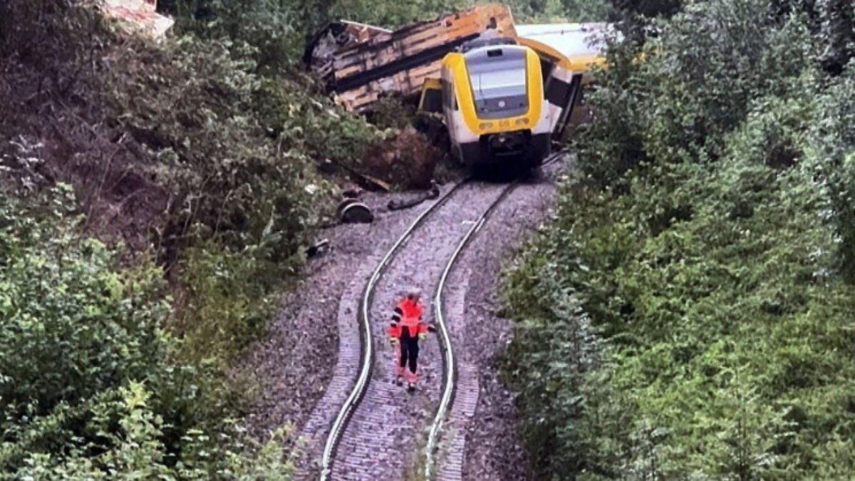 Acidente de trem na Alemanha resulta em três mortos